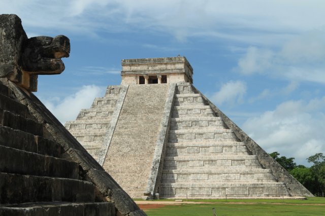 Kukulkan-Pyramide mit Venusplattform, Chichen Itza