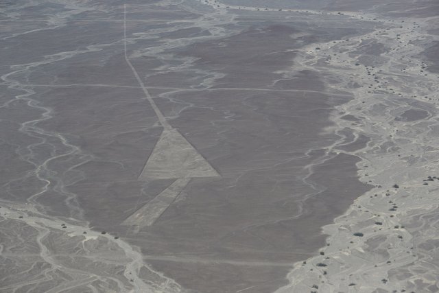 Triangel, Nazca-Linien