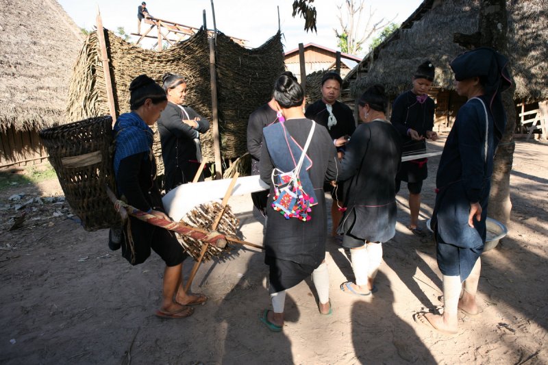 Bergdorfszene bei Luang Nam Tha